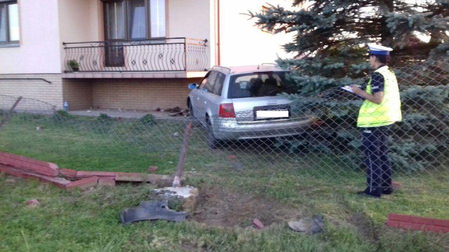 Nie zapanował nad samochodem [ZDJĘCIA]