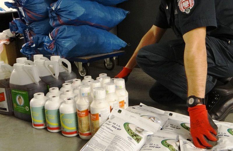 Setki kilogramów nielegalnych pestycydów