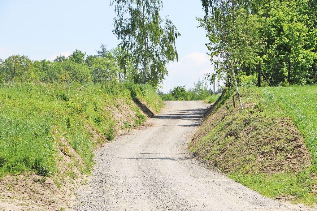 Budowa przyautostradowych dróg na finiszu