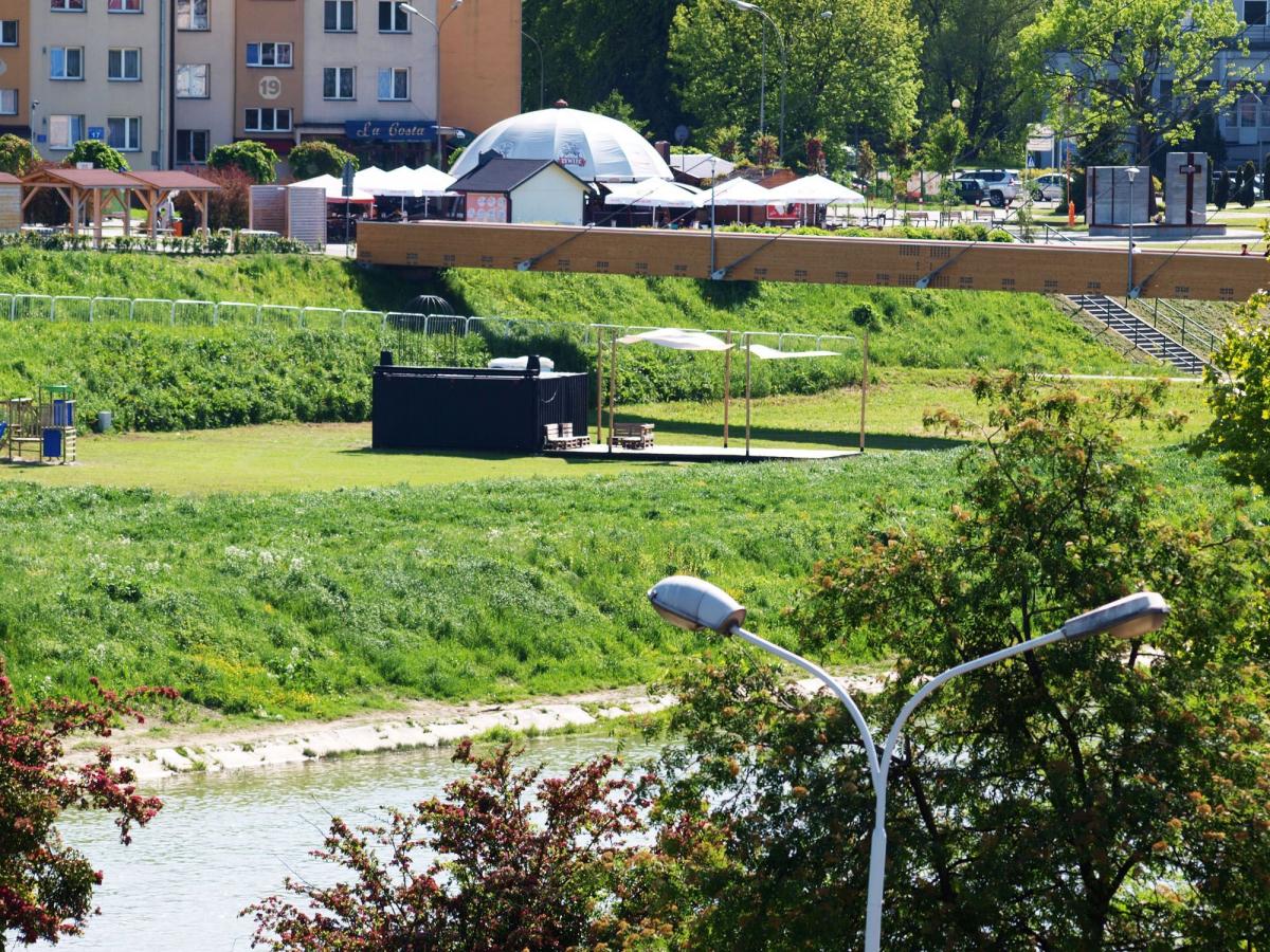 „Pozłacane” boiska do siatkówki plażowej?