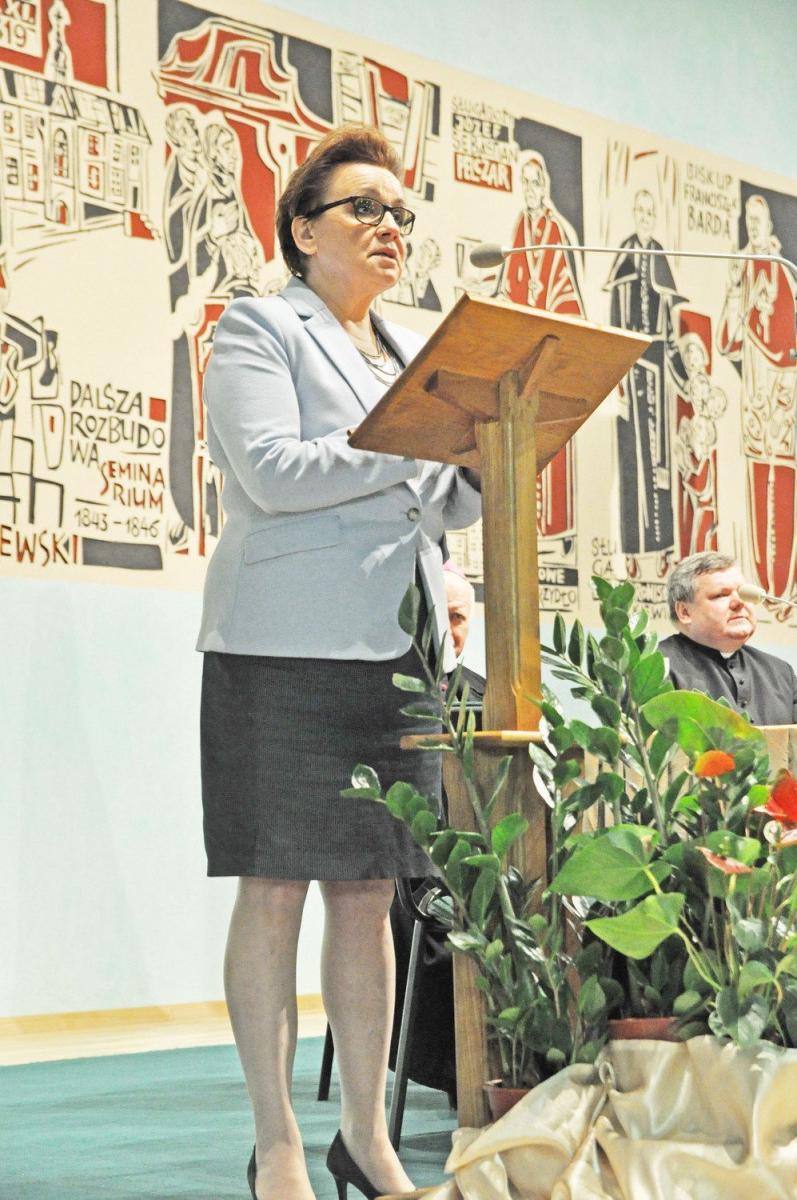 Minister Anna Zalewska o założeniach reformy oświatowej