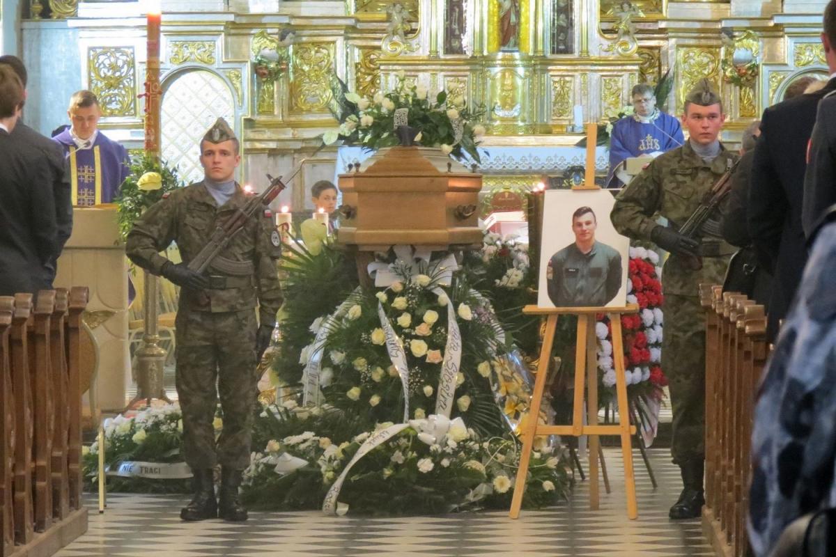 Bogusz chciał być pilotem. Zginął w wypadku szybowca [ZDJĘCIA]