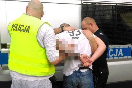 Potrącił policjanta i uciekł. Usłyszał zarzuty