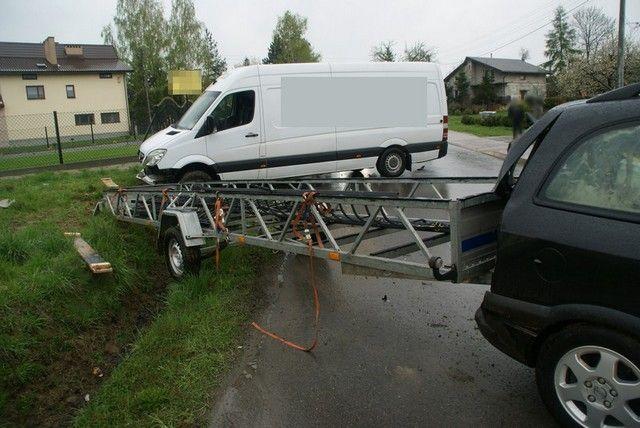 Groźnie wyglądająca kolizja [ZDJĘCIA]