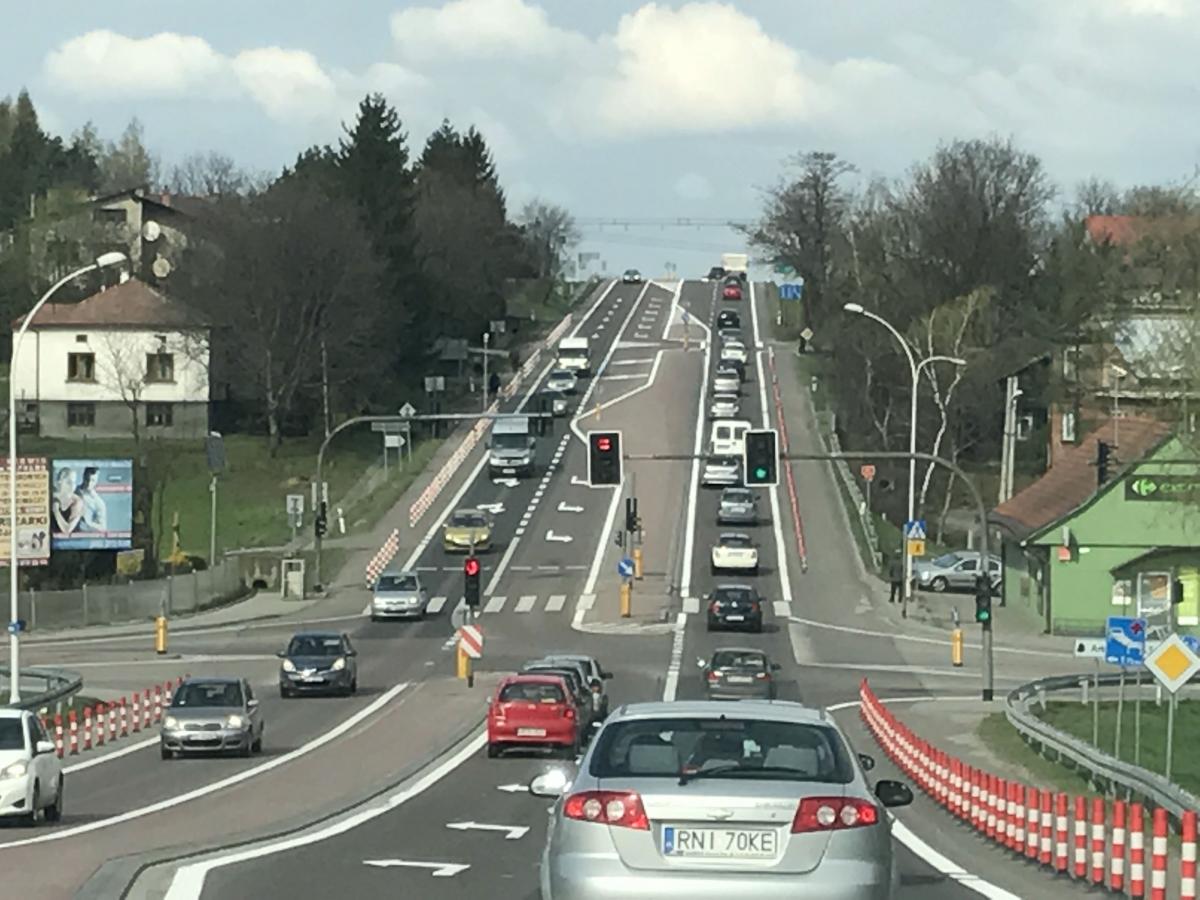 Gigantyczny korek przy wyjeździe z Przemyśla [ZDJĘCIA]