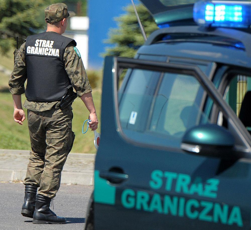 Na czworakach przez granicę