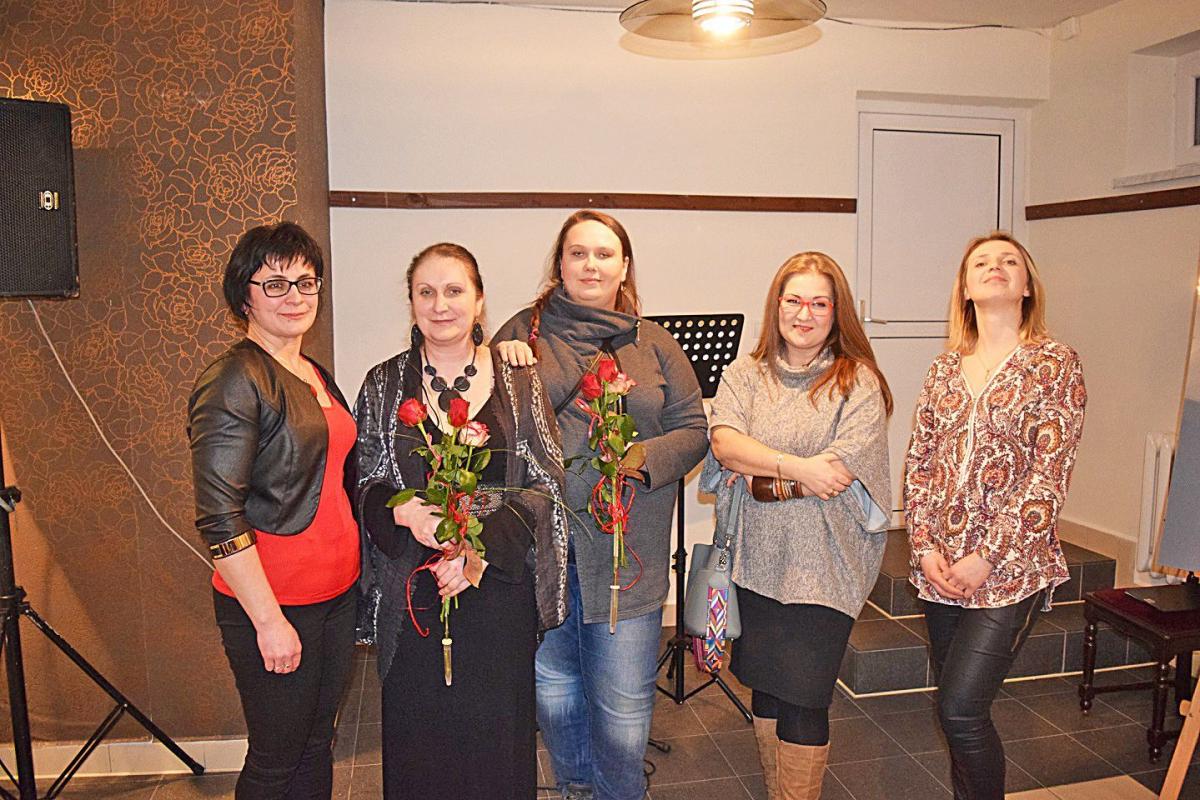 Kobiety przed i za obiektywem