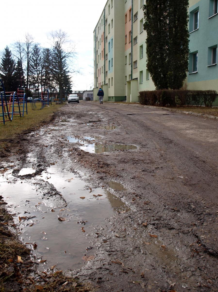 Mieszkańcy proszą o remont. Spółdzielnia nie zapomniała