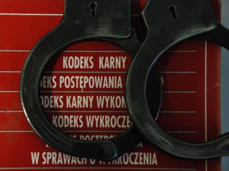 Okradł własną matkę