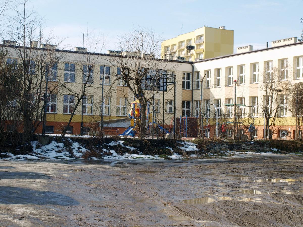 Nie ma pieniędzy na budowę nowej sali przy „czternastce”