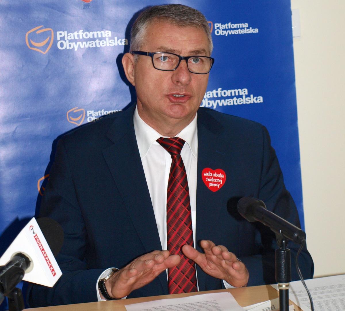 Wielka manipulacja radnych koalicji