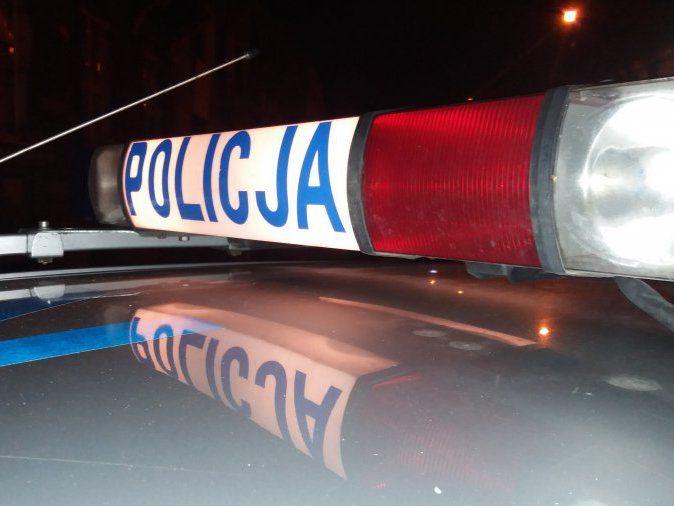 Spowodował kolizję. Miał 2 promile, jechał bez uprawnień