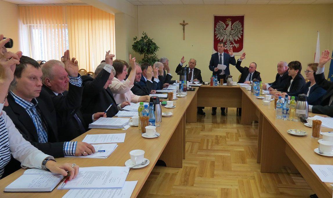 Pieniądze na drogi, obiekty sportowe i zabytki 