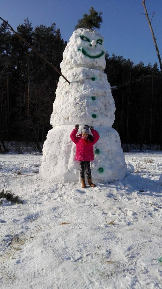 Kolejny bałwan gigant! Ma niemal 5 metrów