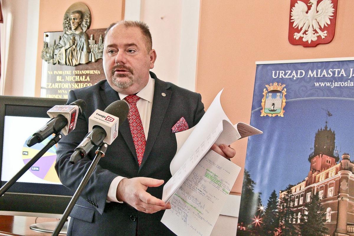 Burmistrz: Poprawki radnych burzą mój projekt budżetu