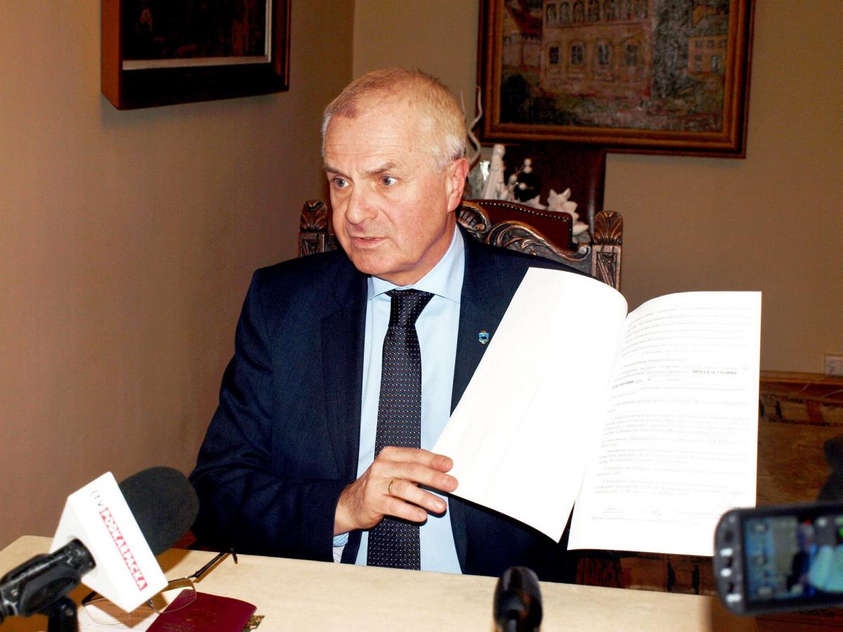 Prezydent Choma ma zakaz wjazdu na Ukrainę
