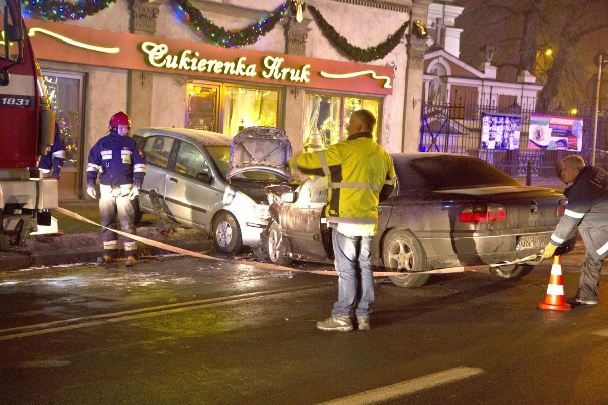 Sprawca wypadku przy Jagiellońskiej miał niemal 2 promile [ZDJĘCIA]