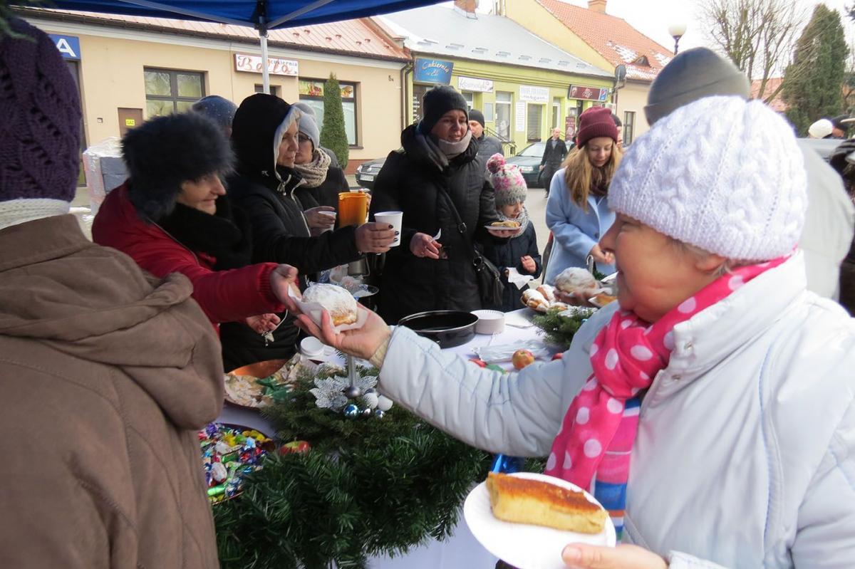 Kolejna Miejska Wigilia pod chmurką [ZDJĘCIA]