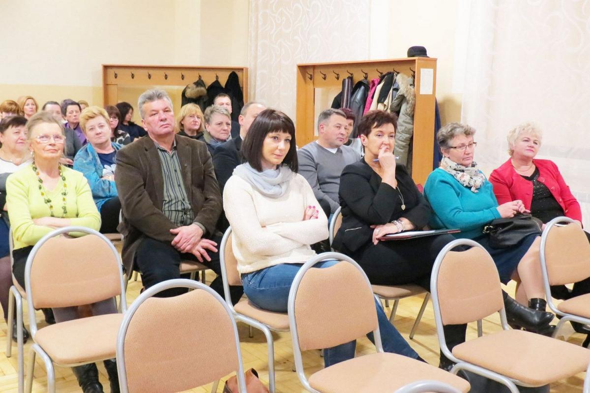 Gimnazja na świeczniku. Będzie 4 podstawówka w mieście?