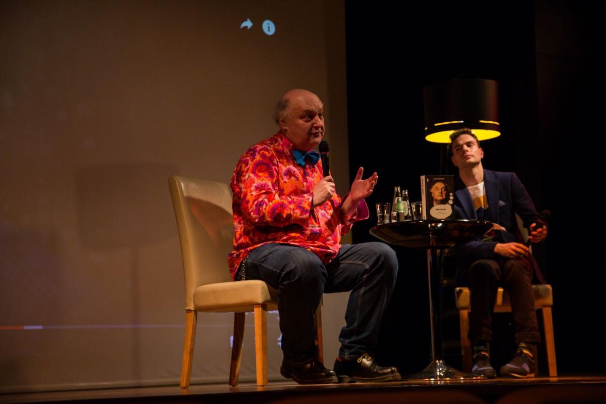 Jestem taki, jaki jestem. Maciej Nowak o teatrze od kuchni i nie tylko