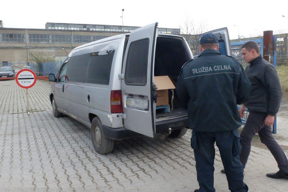 Przedsiębiorcy: Jesteśmy nękani kontrolami. Izba Celna: Obowiązują procedury