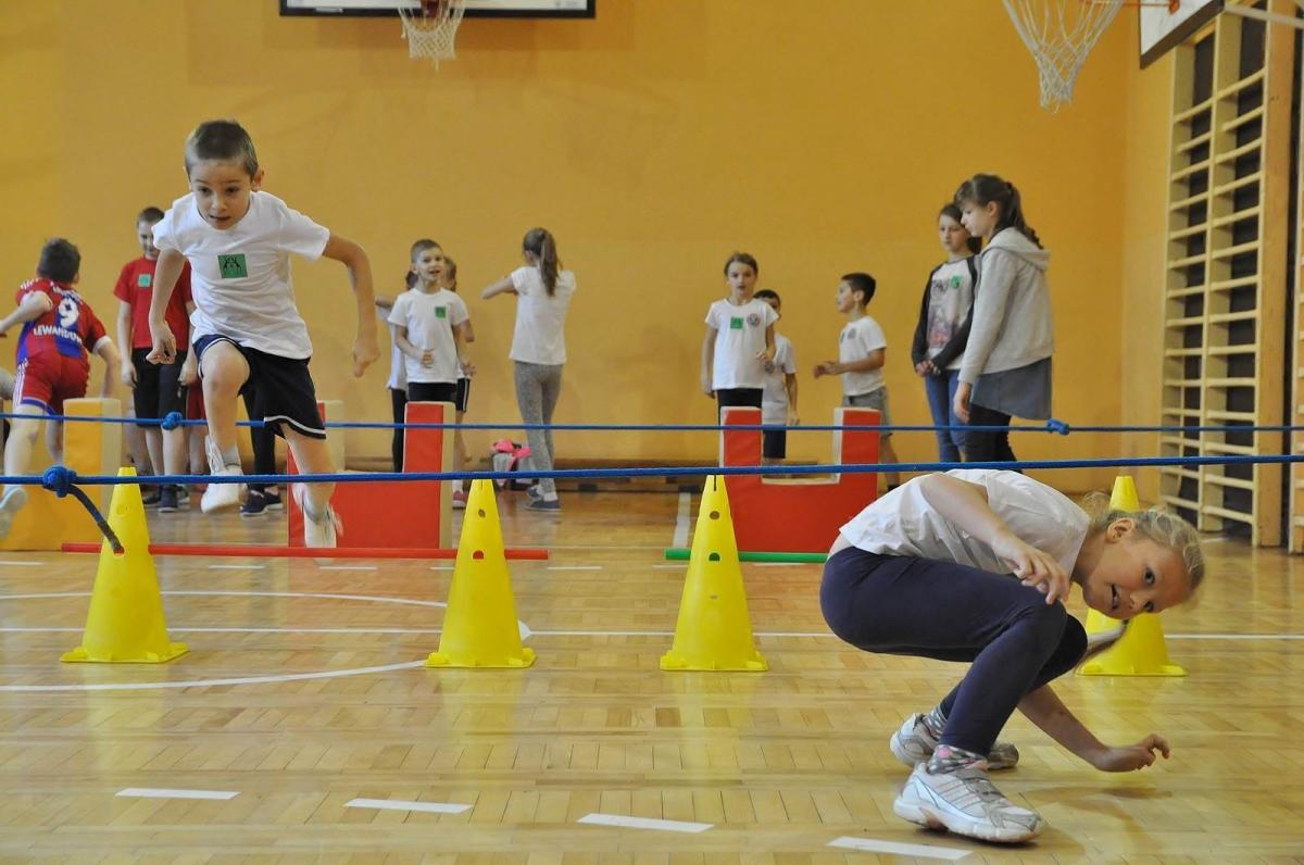 Sportowa rywalizacja świetlic [ZDJĘCIA]