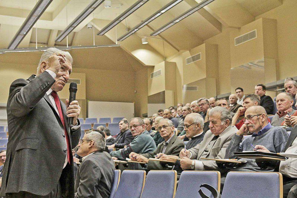 O pszczołach i leczniczych właściwościach miodu