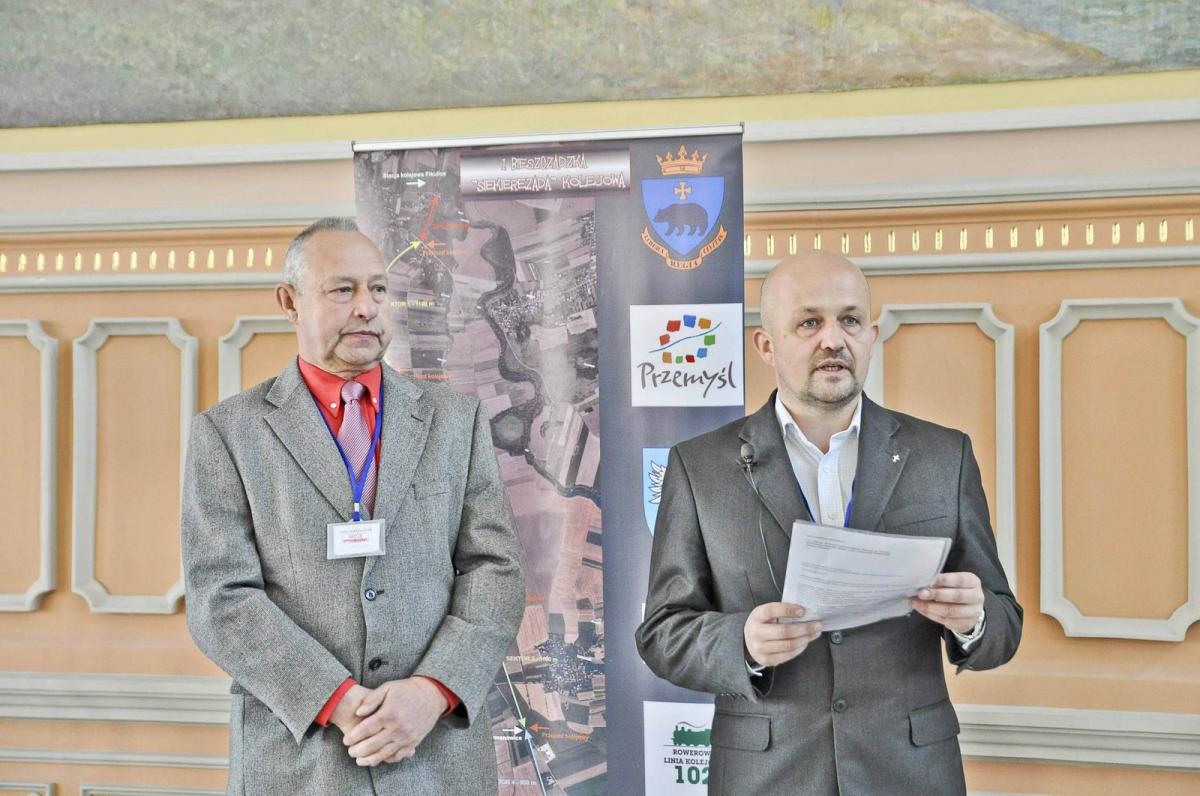 Betlejemskie Światełko Pokoju przyjedzie koleją?