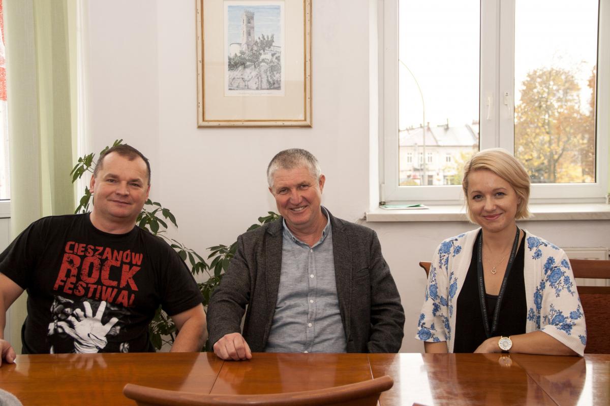 W urzędzie czekają na zjawiskowe fotografie