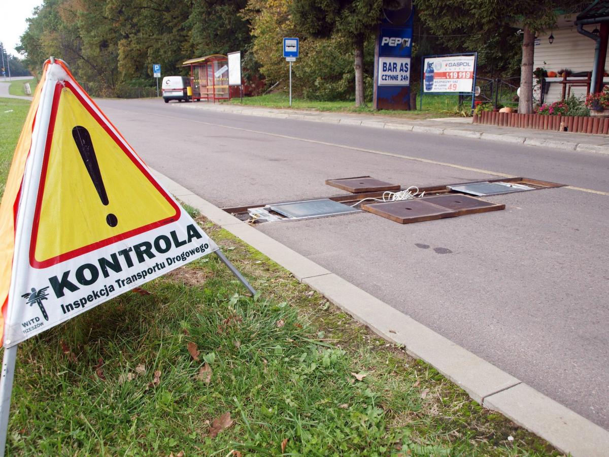 Problemy baru „As”. Niebezpieczne metalowe pokrywy 