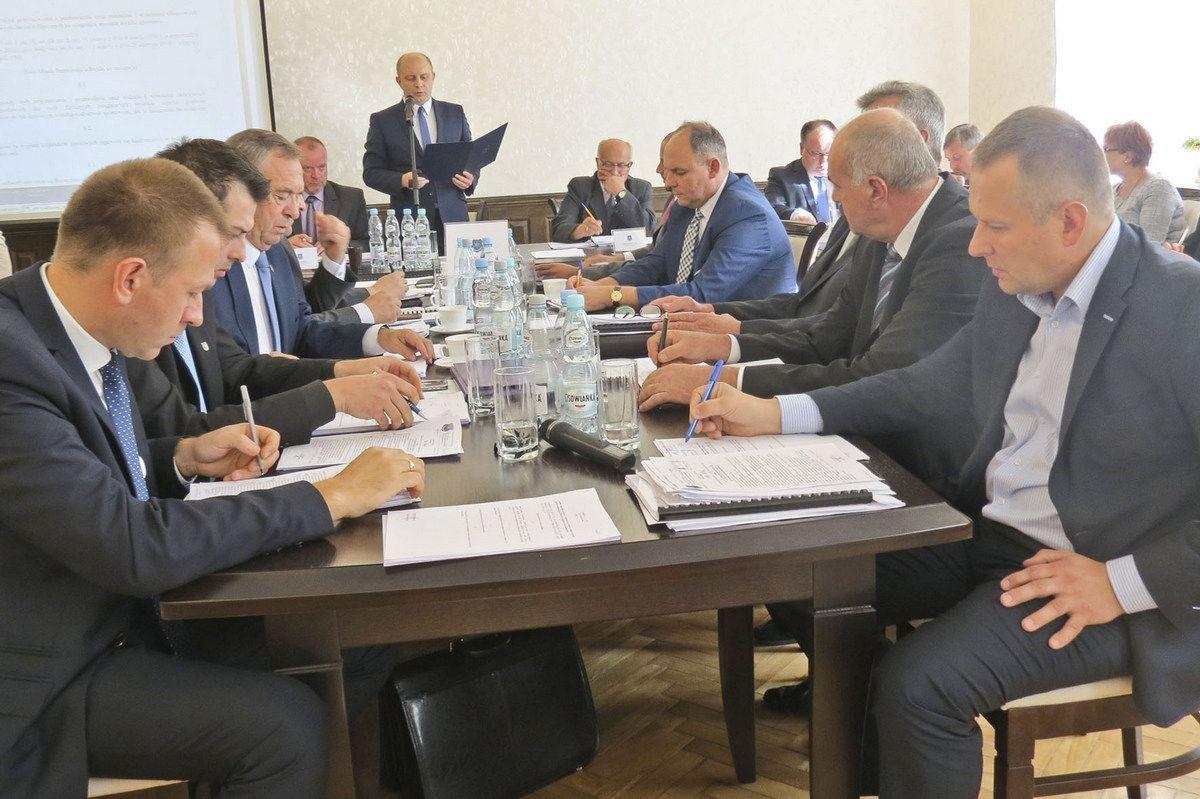 Radni chcieli wyceny działki, burmistrz nie chciał niepotrzebnie wyrzucać pieniędzy