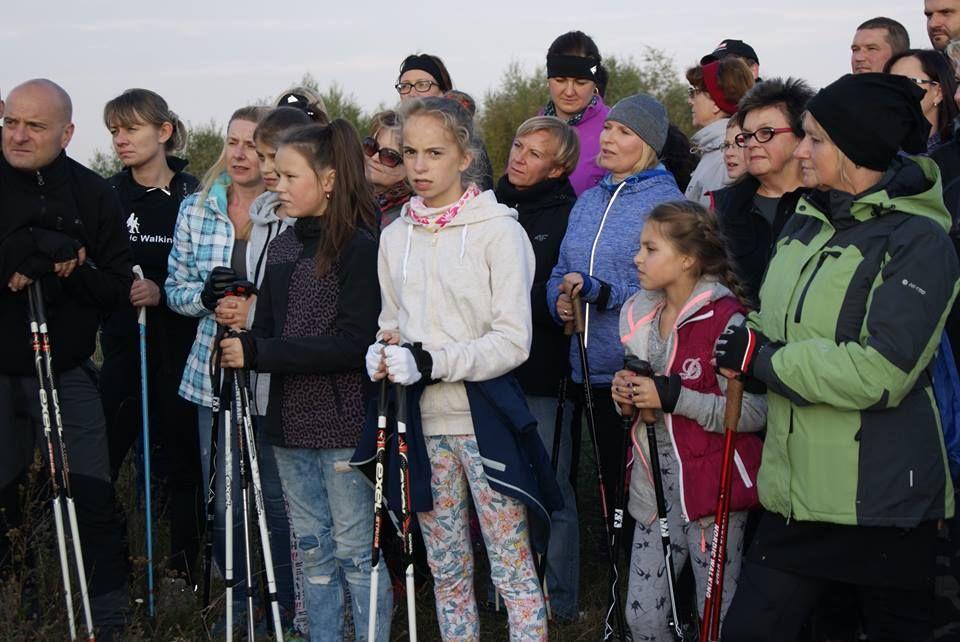 Marsz z kijkami na zaproszenie starosty