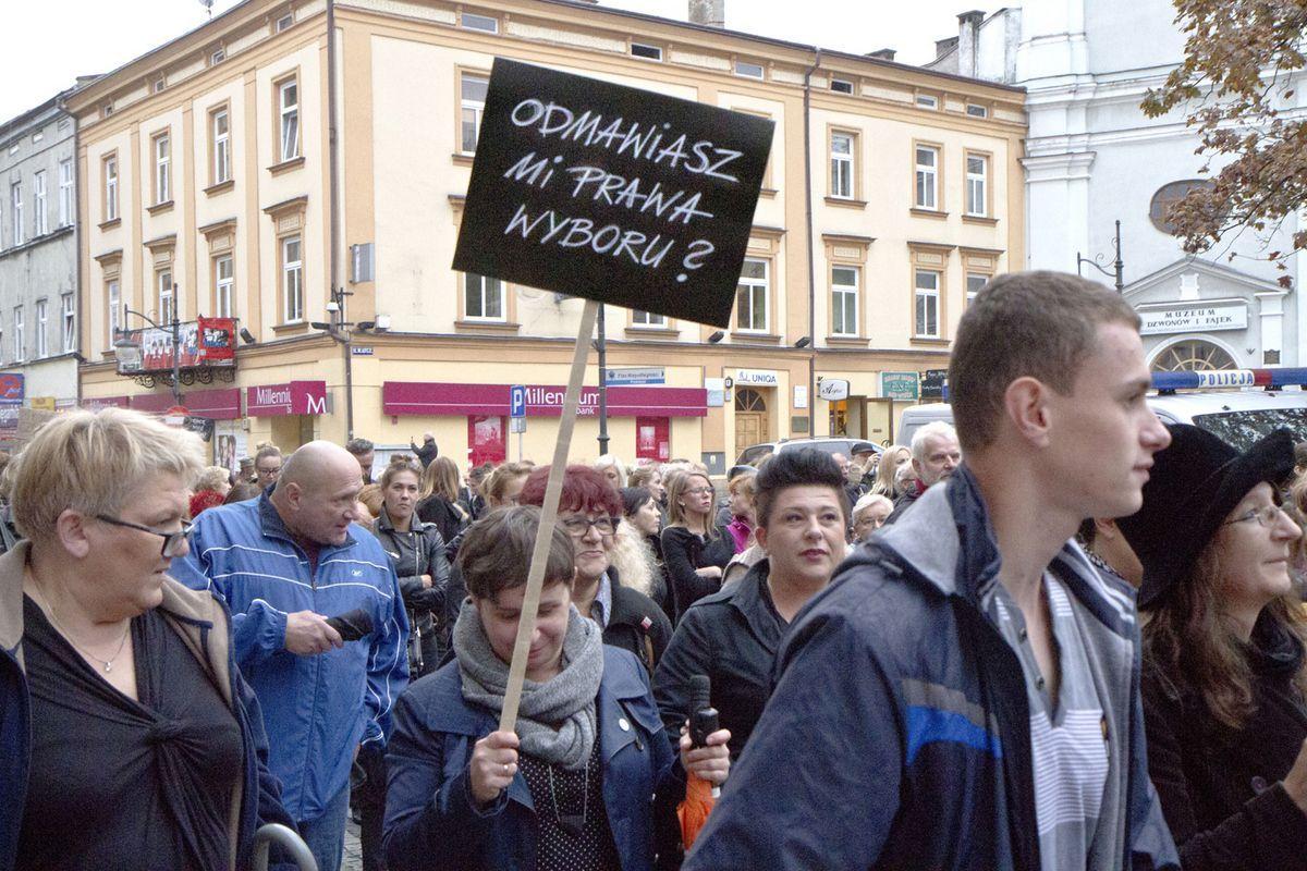 Czarny marsz w Przemyślu [ZDJĘCIA]