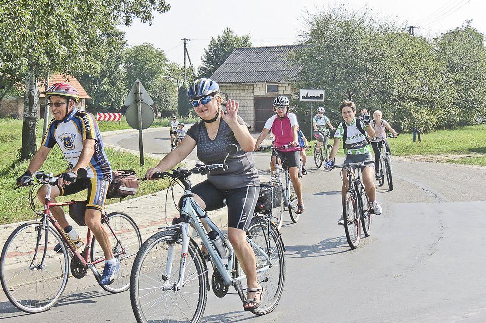 Rajd rowerowy z „Bratkiem” [ZDJĘCIA]