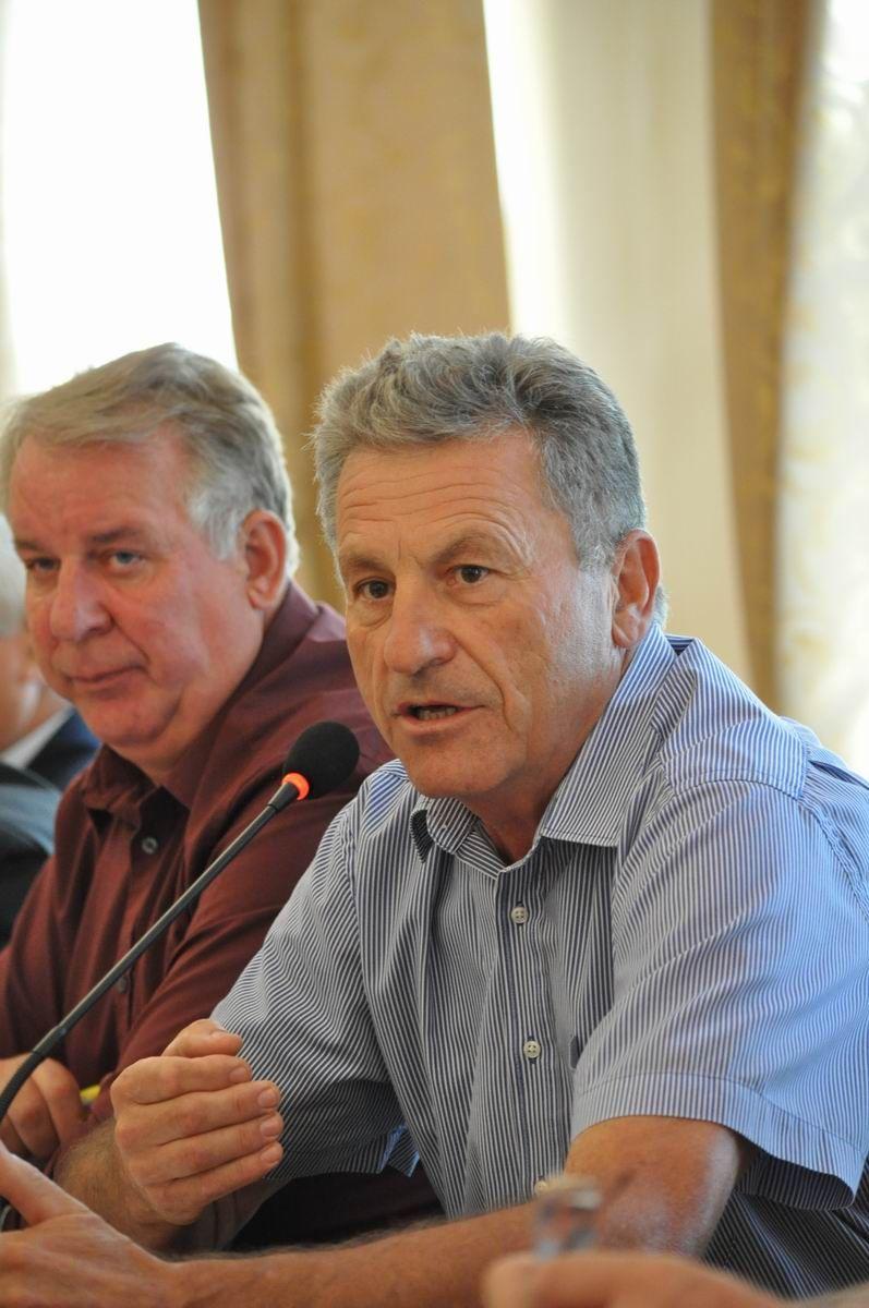 Radny do posła: – Zajmujcie się sprawami bliskimi dla ludzi