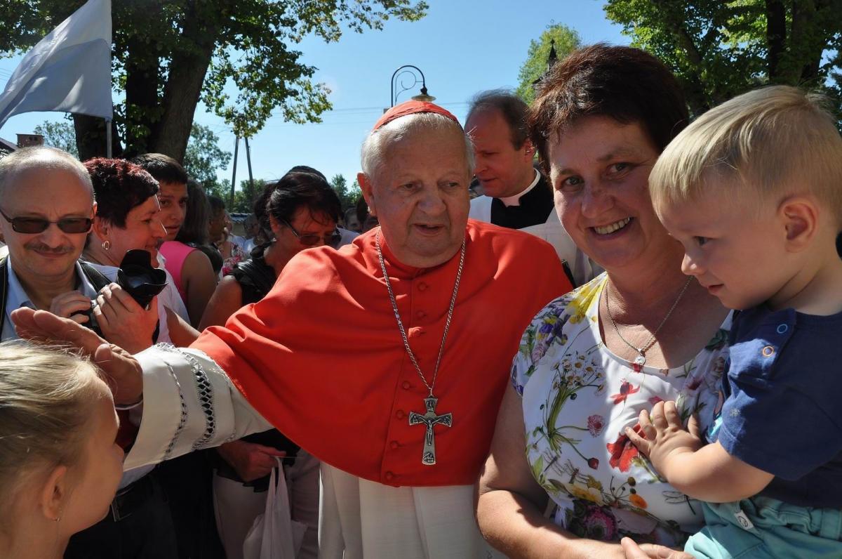 Sekretarz papieski na jubileuszu w sanktuarium [ZDJĘCIA]