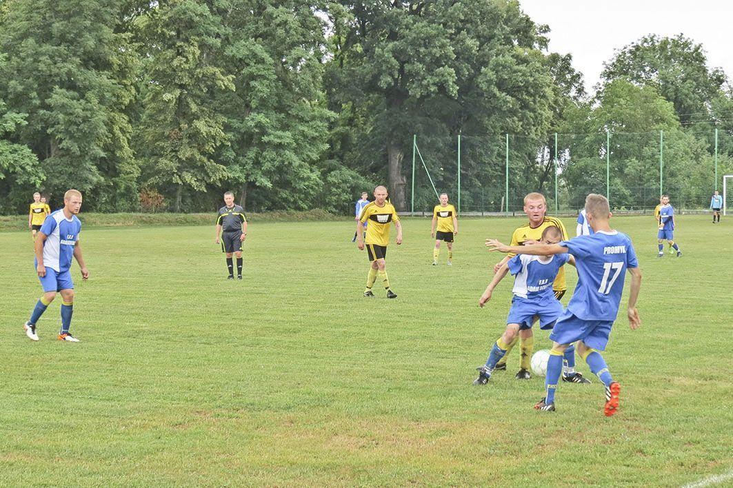 W Urzejowicach sport górą