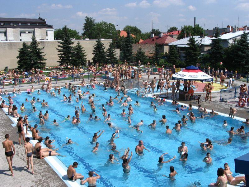 Odkryta pływalnia zaprasza