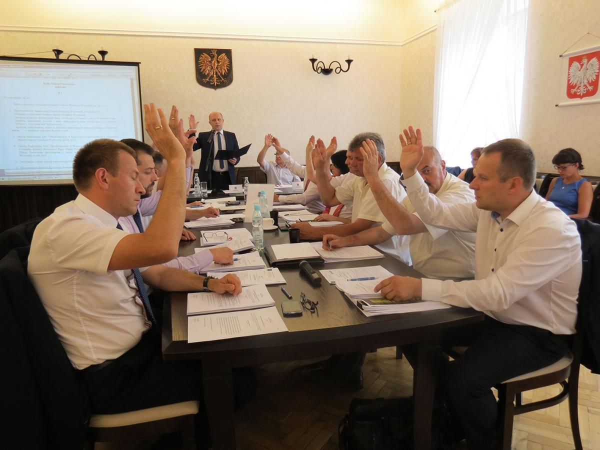 Burmistrz z jednogłośnym absolutorium