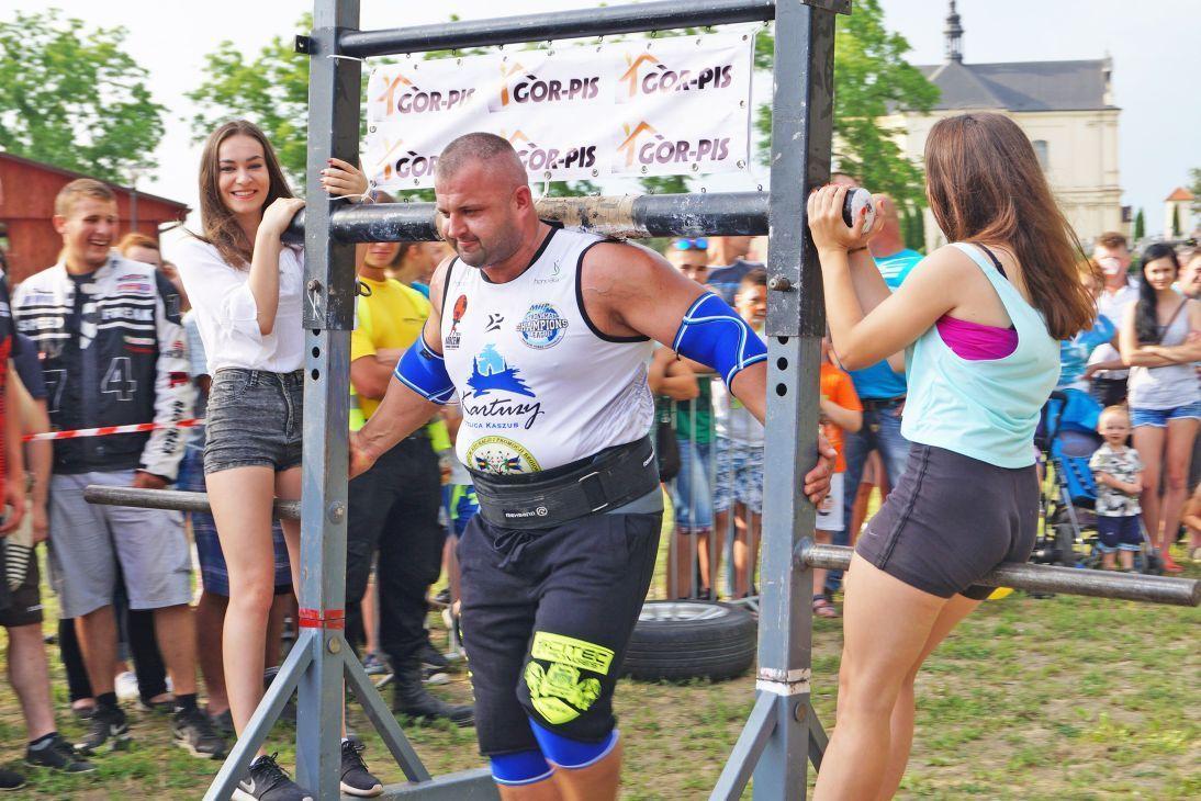 Strongmeni, Górole i folklor na Dniach Sienawy