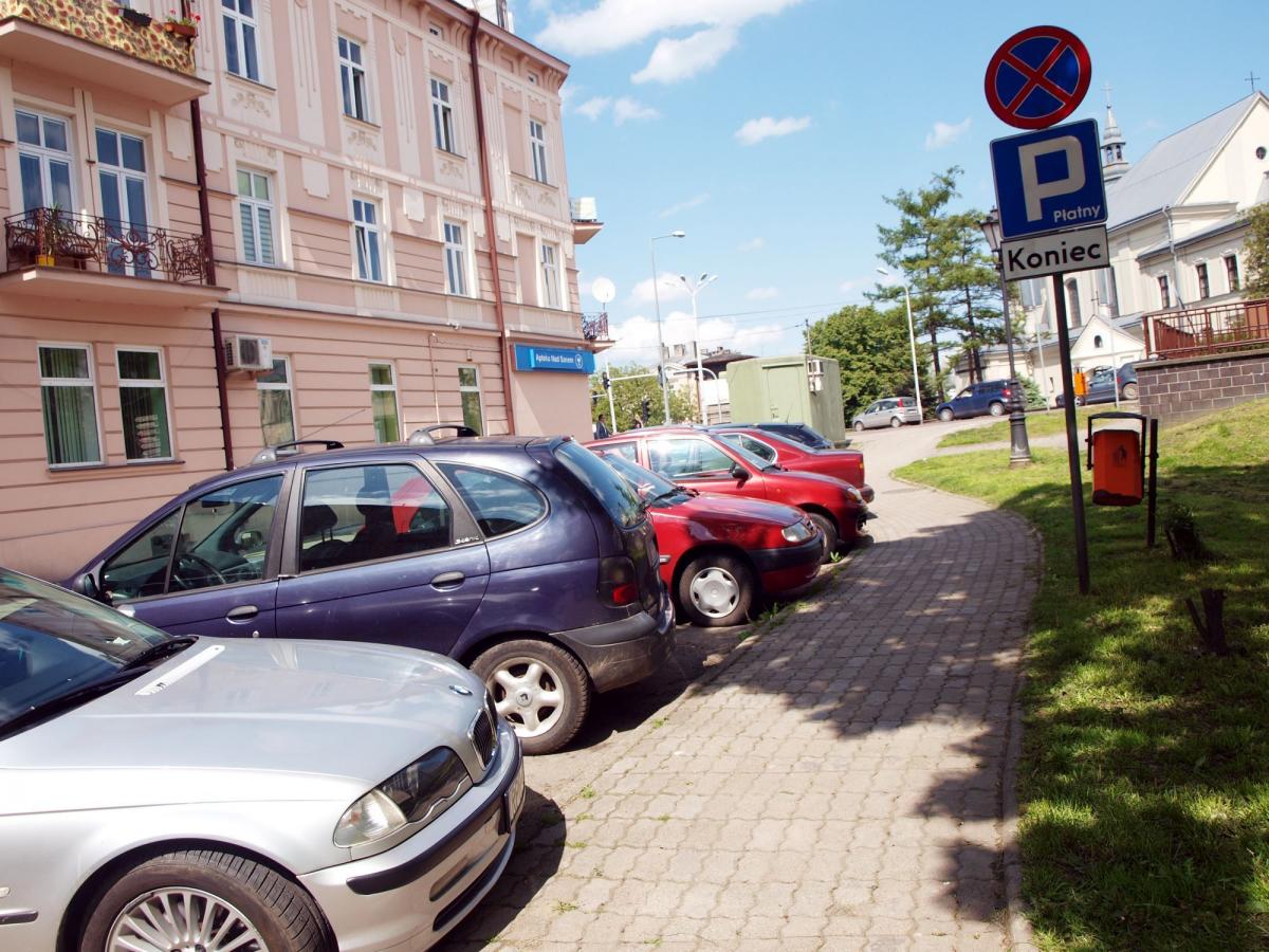 Niczym nieuzasadniony zakaz parkowania