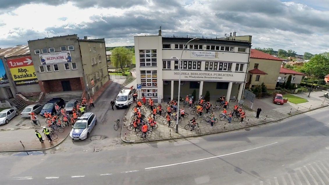 Miłośnicy książek na rowerach