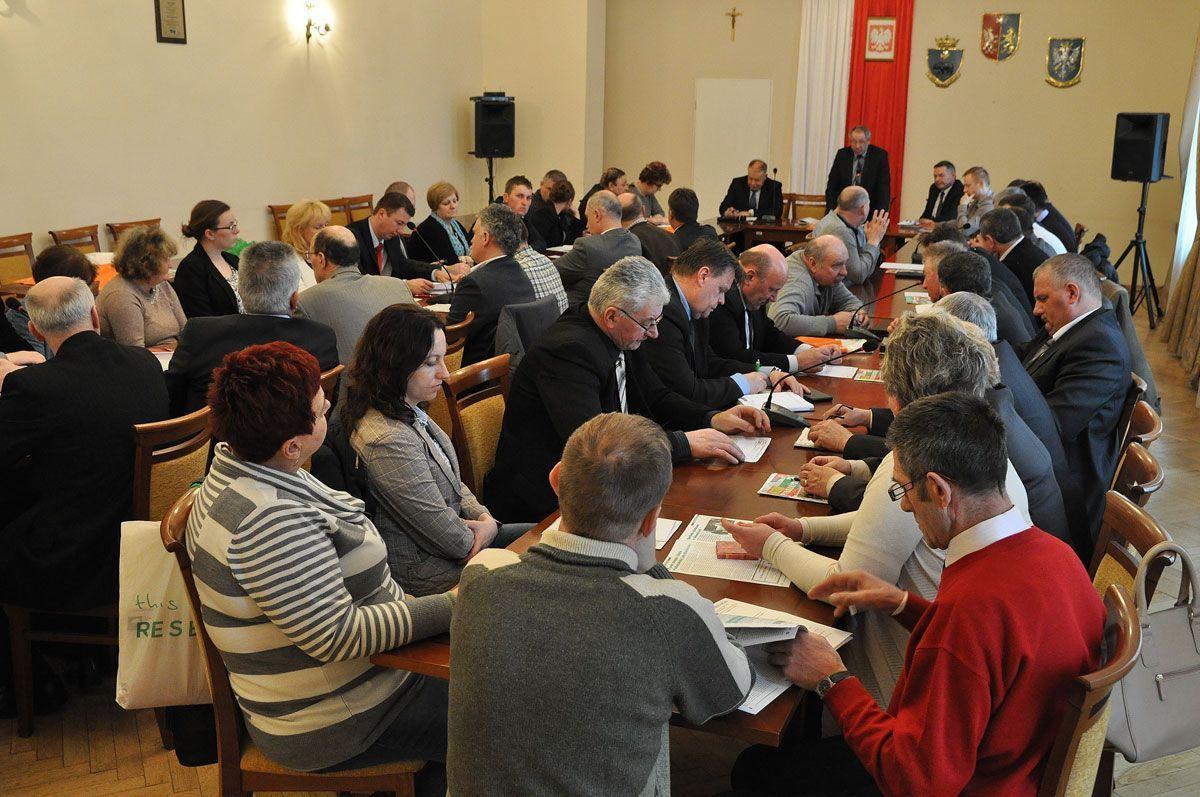 Posłowie nie przyjechali, bo... nie dostali zaproszeń