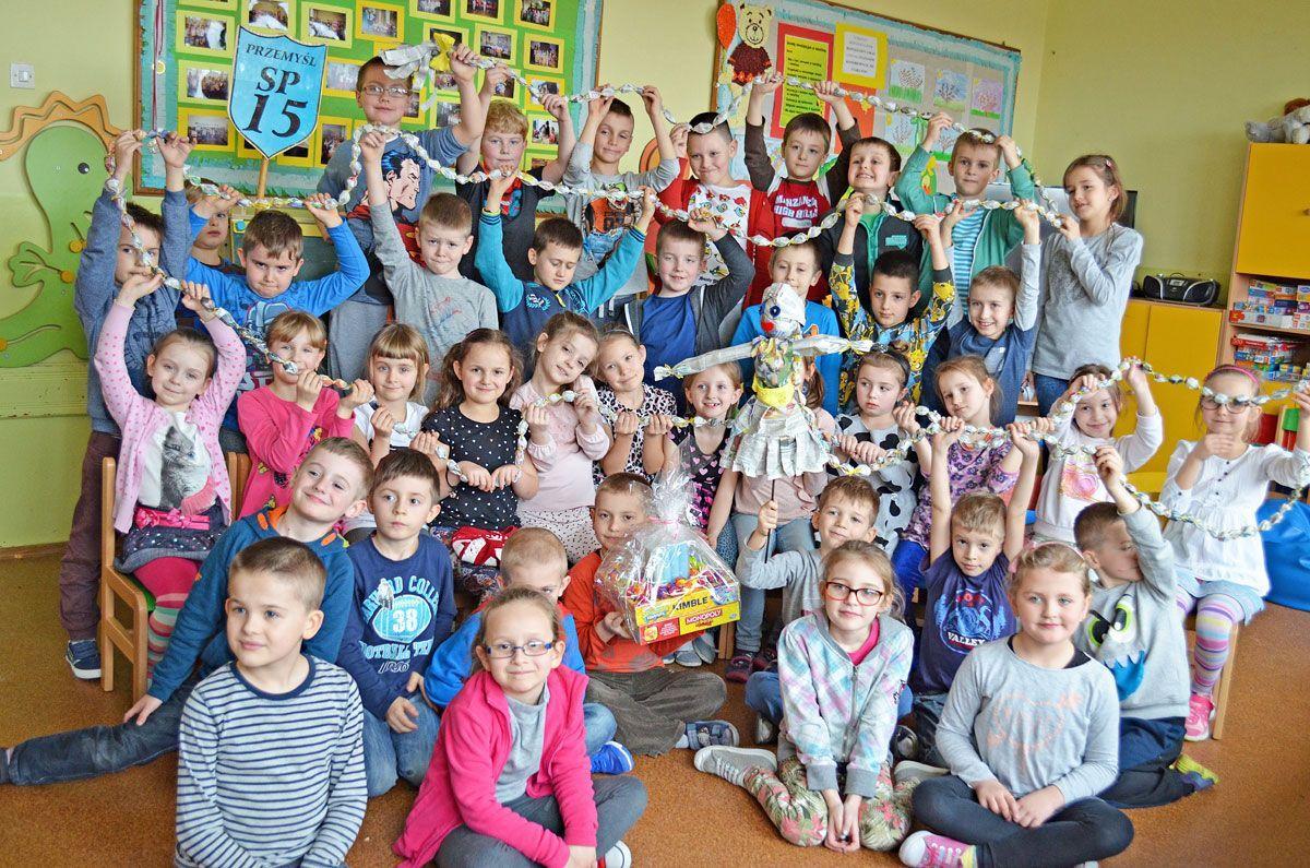 Laureaci konkursu na marzannę w redakcji ŻP