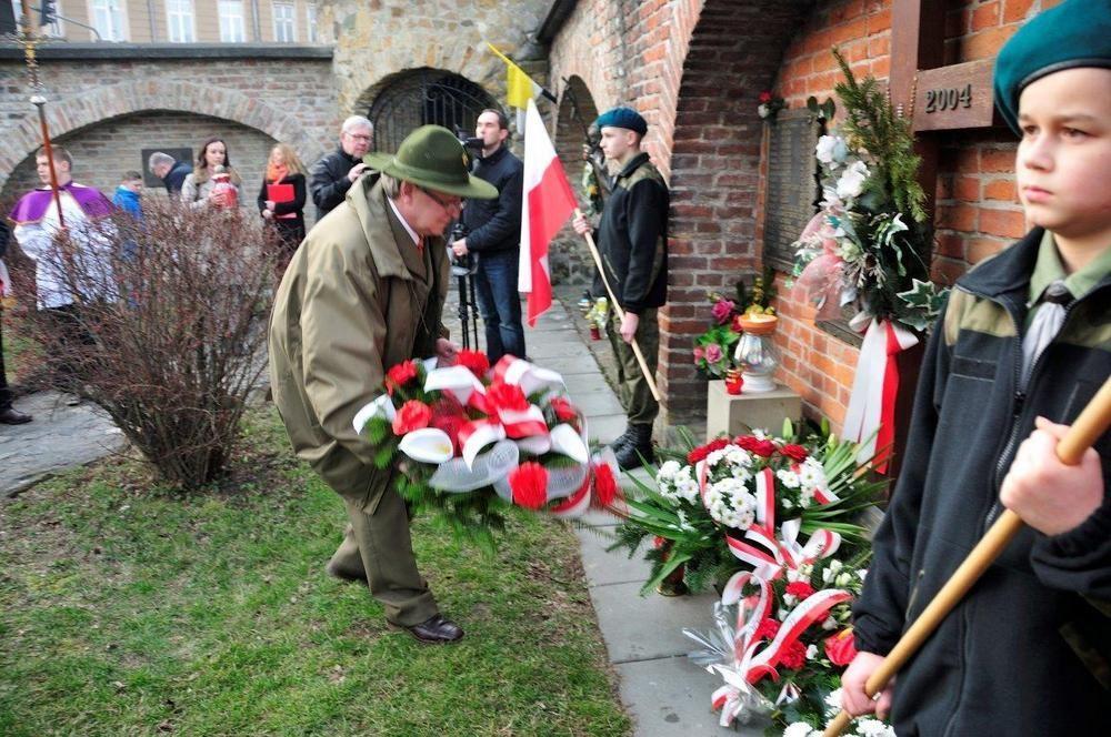 Oddali hołd ofiarom ludobójstwa [ZDJĘCIA]