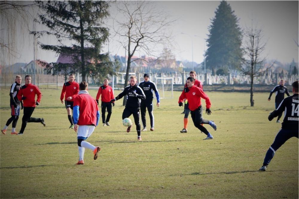 Kolejny weekend piłkarskich sparingów