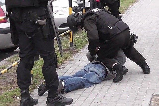 Sprawca napadu na bank w Jarosławiu w rękach policji [WIDEO, ZDJĘCIA]