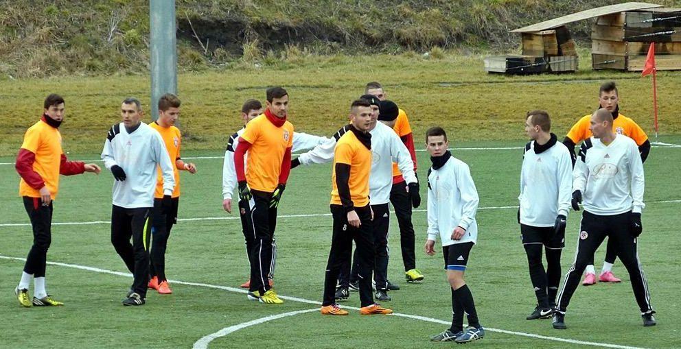 Kolejna dawka piłkarskich sparingów