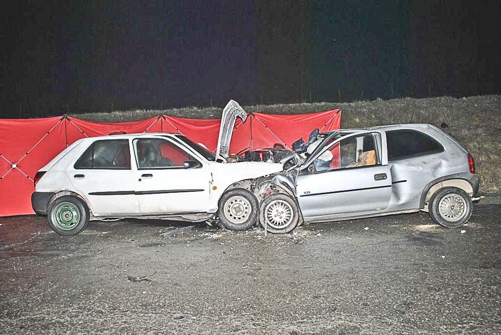 Tragedia na drodze. Trzy osoby z jednej miejscowości zginęły w wypadku