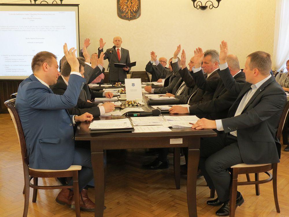 Budżet miasta oparty na dochodach własnych